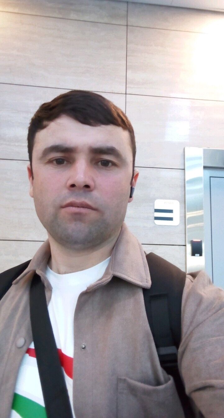  53079588  , 34 ,    