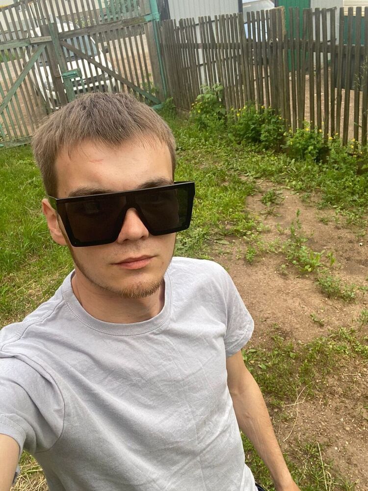  29803788  Sergey, 26 ,    