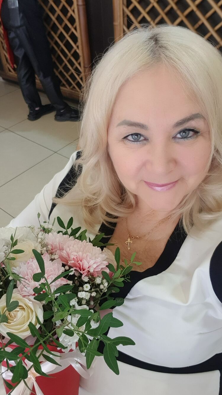  ,   Elena, 50 ,   ,   , c 