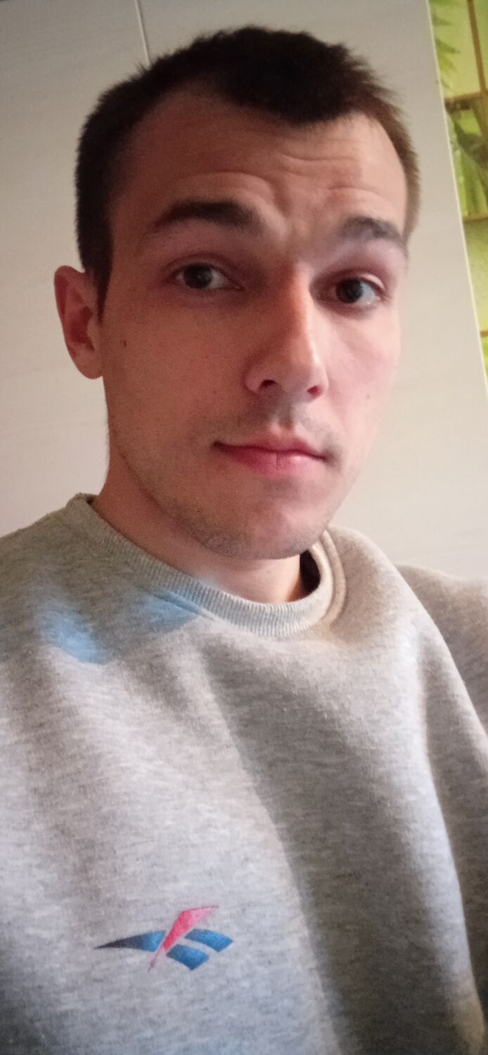  31039288  JustMaksiq, 27 ,    