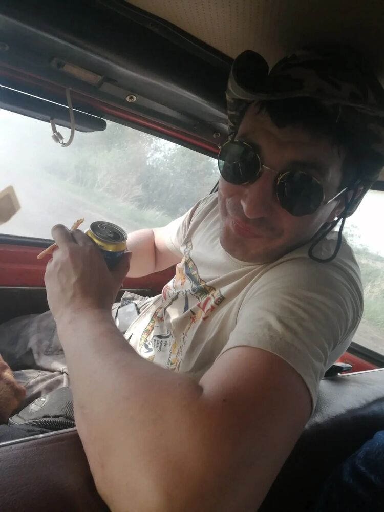  ,   Sergey, 35 ,   ,   