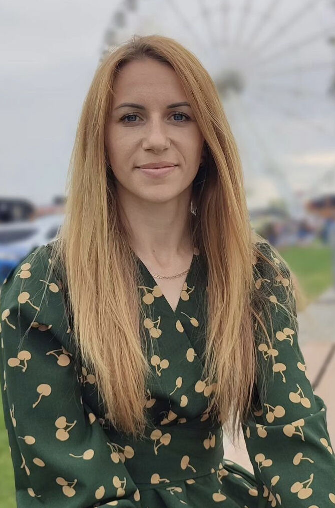  Kocapinar,   Maliina, 32 ,   ,   
