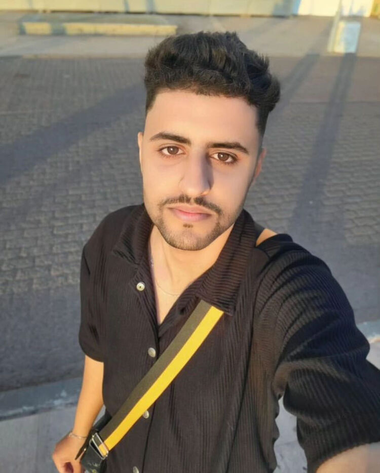  48672948  Sabri, 24 ,    