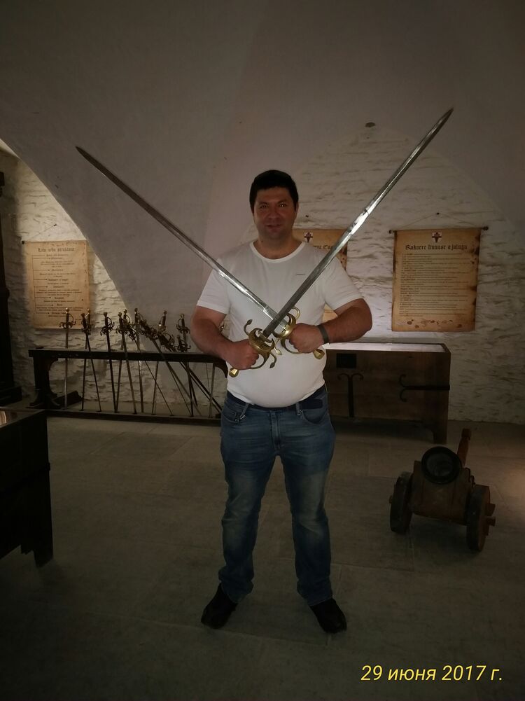  28392888  , 41 ,    -