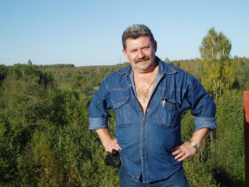  53817688  Erik, 57 ,    