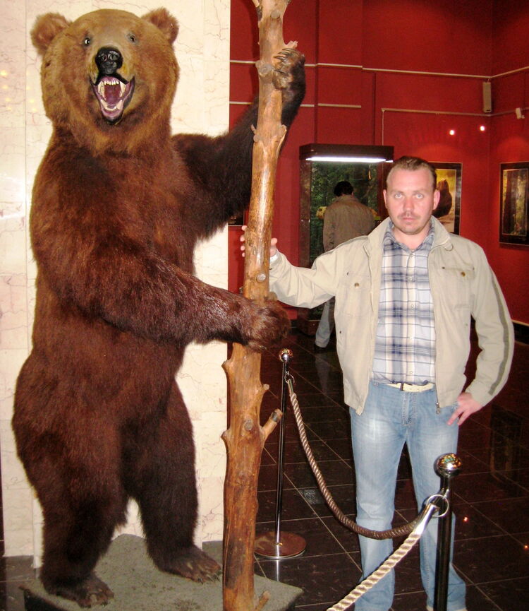  ,   ALEX, 46 ,   ,   