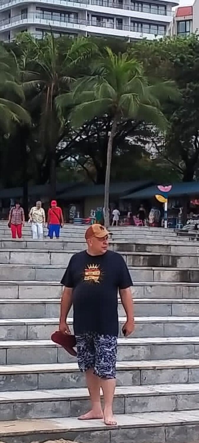  46991108  , 54 ,    