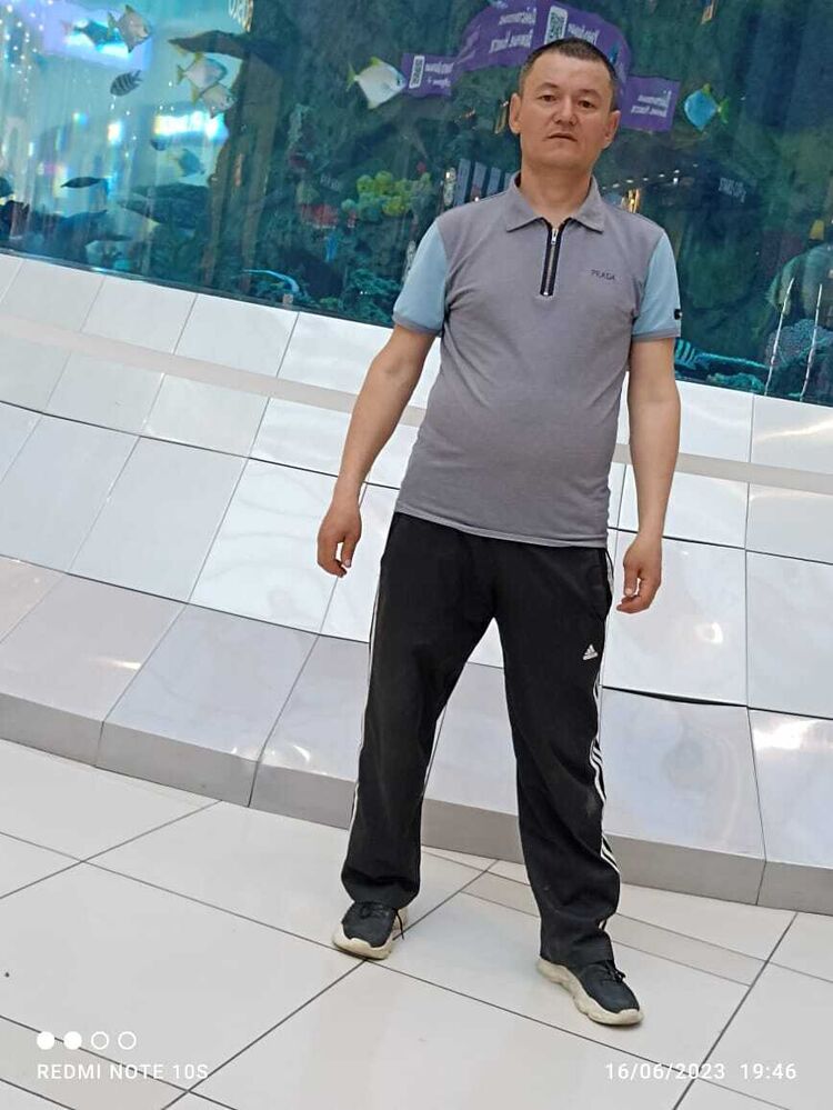  35280608  Ikrom, 44 ,    