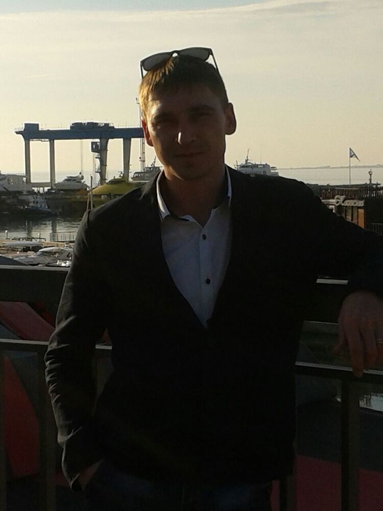  ,   Alex, 40 ,   ,   , c 