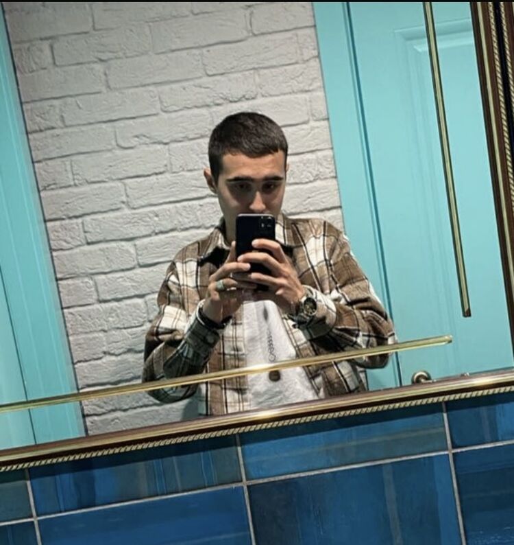  52860088  , 21 ,    