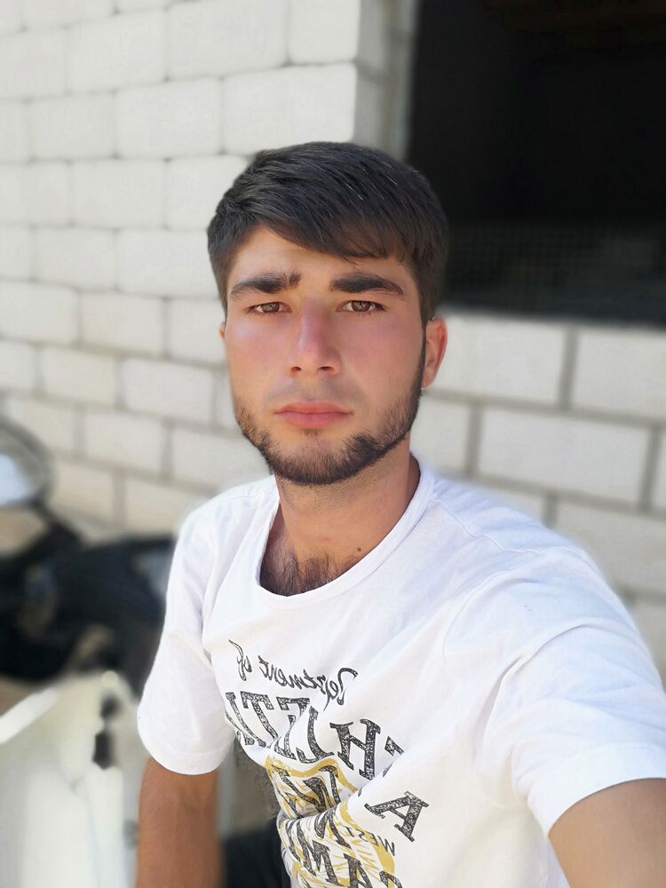  -,   Muhamad, 25 ,   ,   