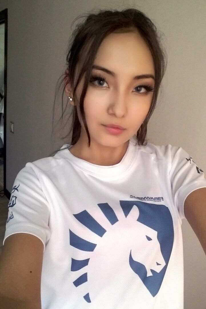 24828948  , 30 ,    