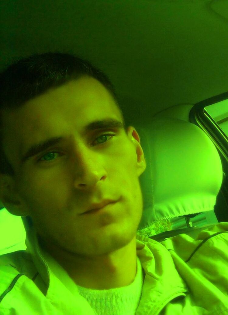  4422558  , 41 ,    