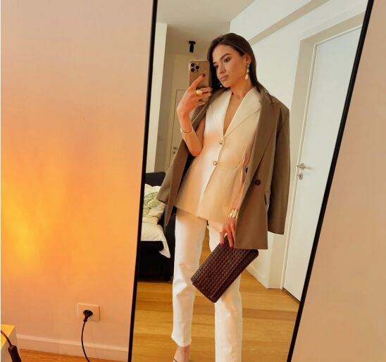  52132768  , 34 ,    -