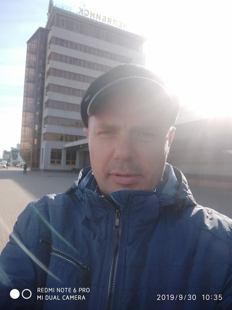  ,   Oleg, 50 ,   ,   , c 