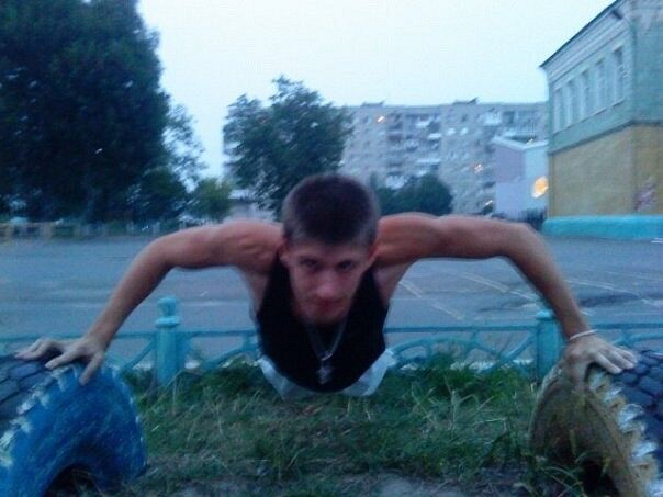  -,   Anton, 33 ,     , c 