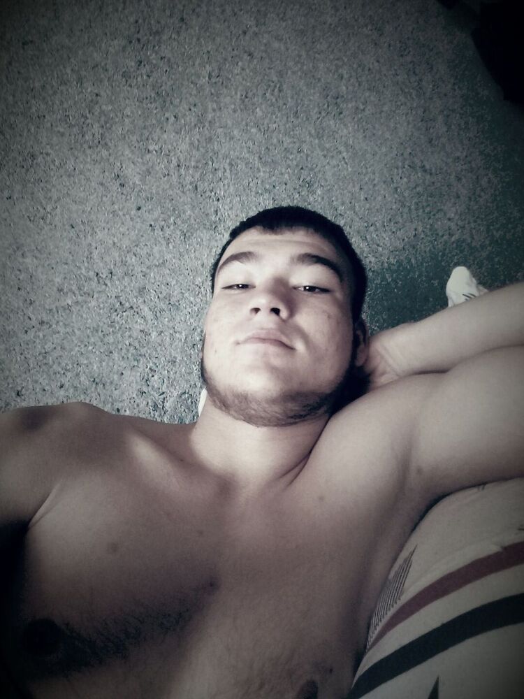  ,   Aliksandr, 21 ,   ,   , c , 