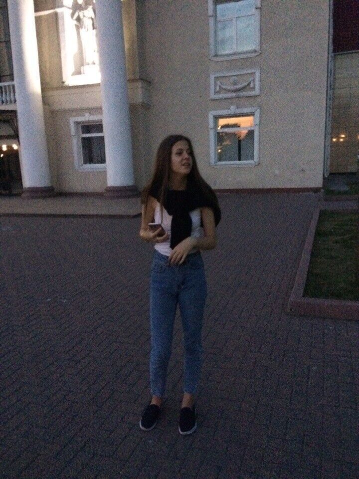  ,   Valia, 21 ,   ,   , c 