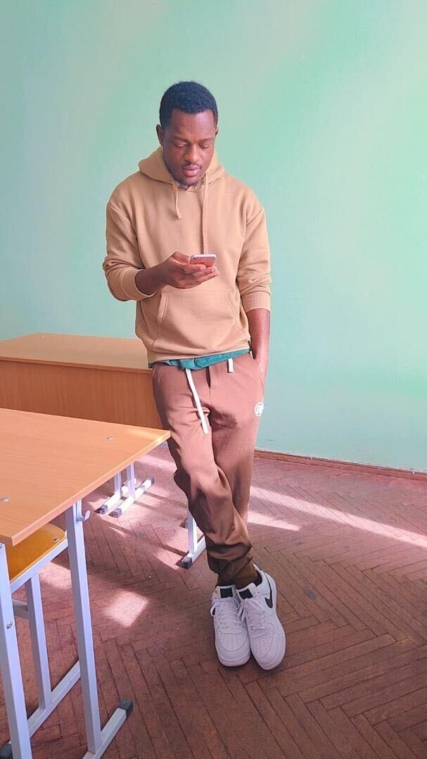 ���� 47302608 ������� Loic, 27 ���, ���� ���������� � ������