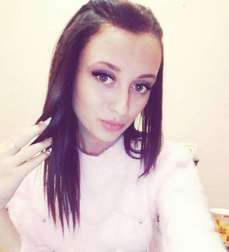  Moldova Noua,   , 33 ,   ,   , c 