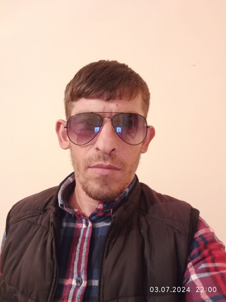  47143128  , 35 ,    