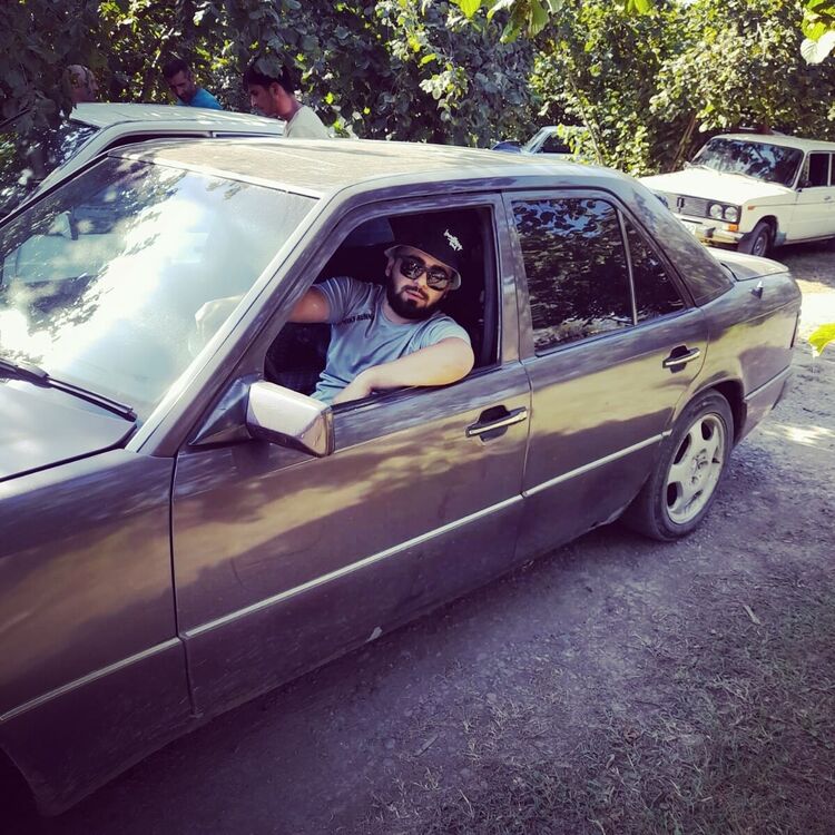  44268458  Oruc, 23 ,    