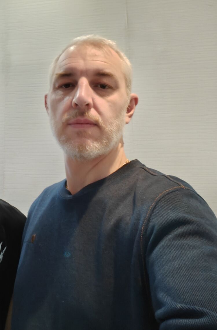  48682838  , 41 ,    