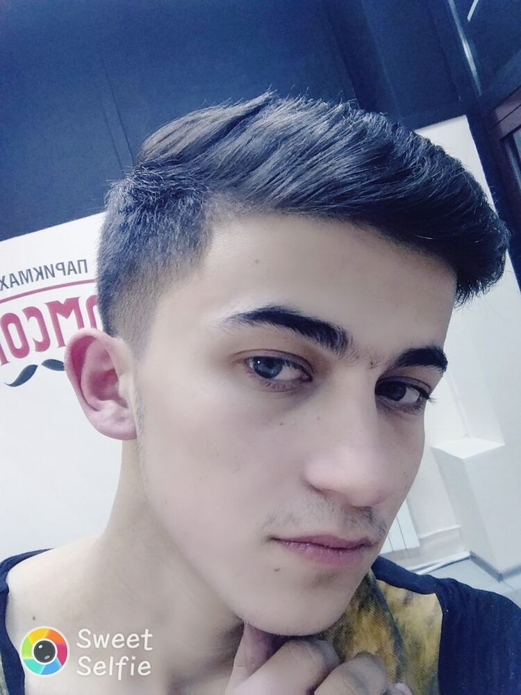  18258758  , 25 ,    