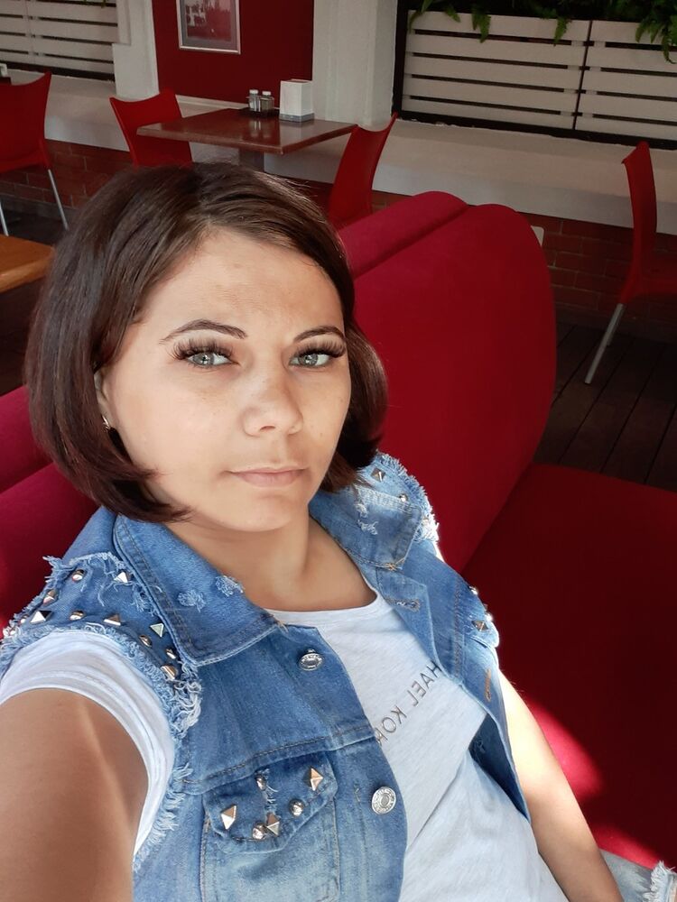  ,   E C, 38 ,   ,   , c 