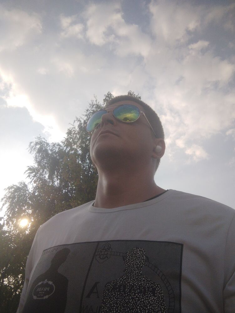 38258778  , 32 ,    