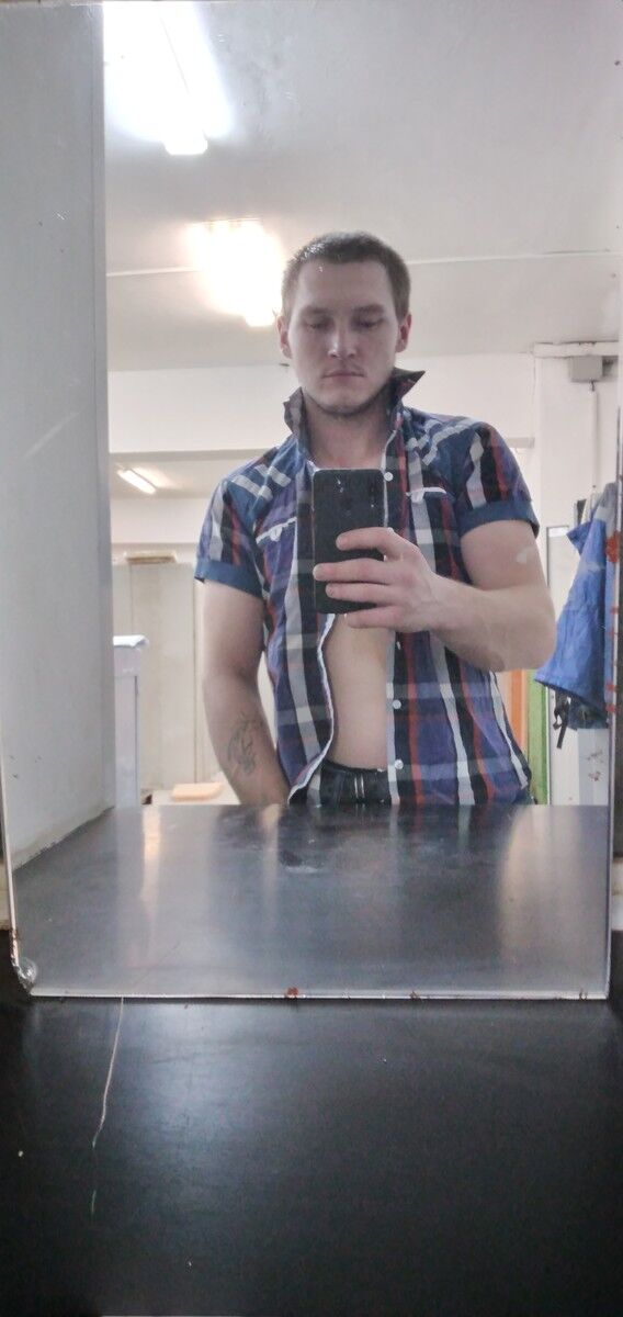  19441668  Maks, 27 ,    