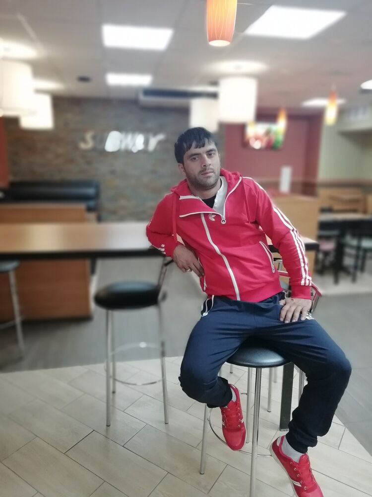  13529198  Tagir, 35 ,    