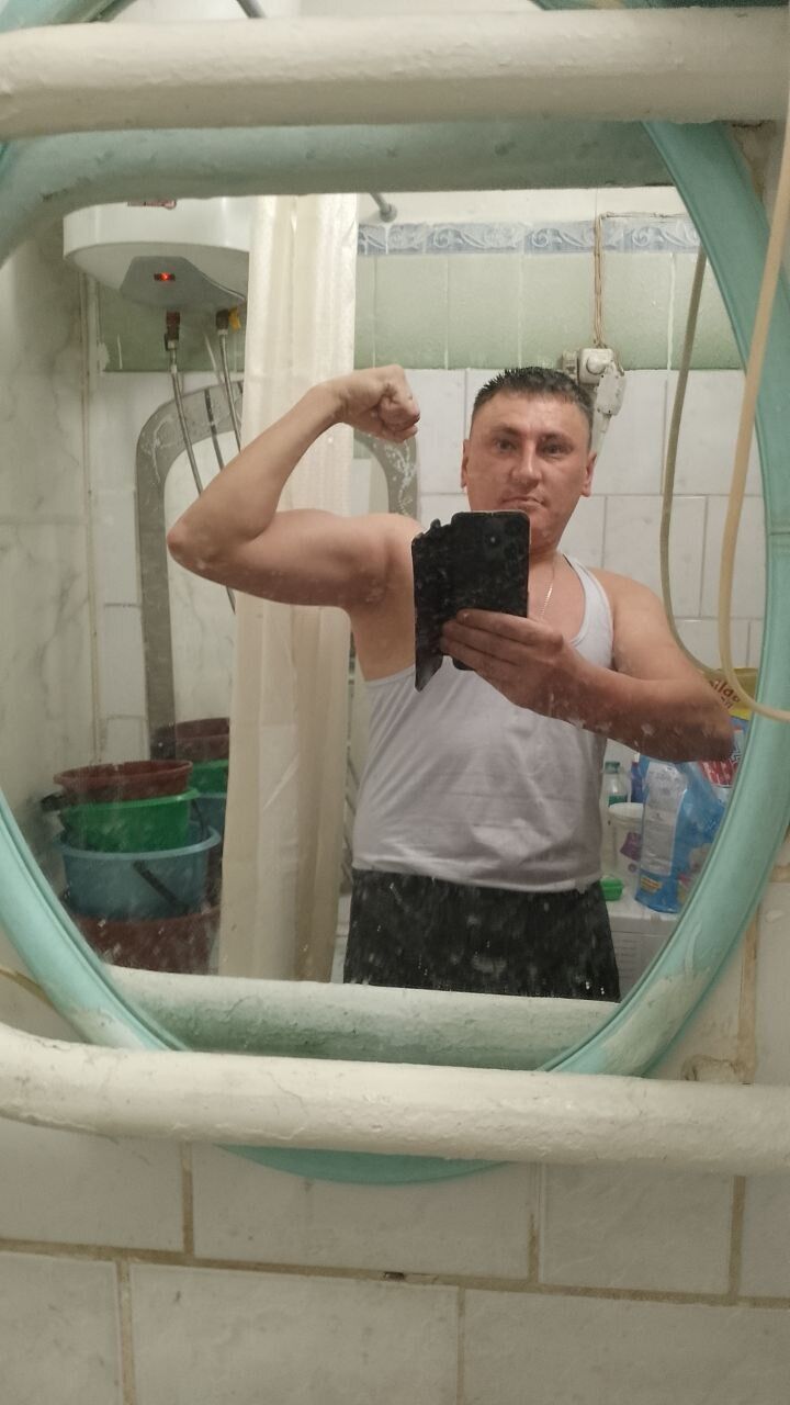  46892618  , 35 ,    