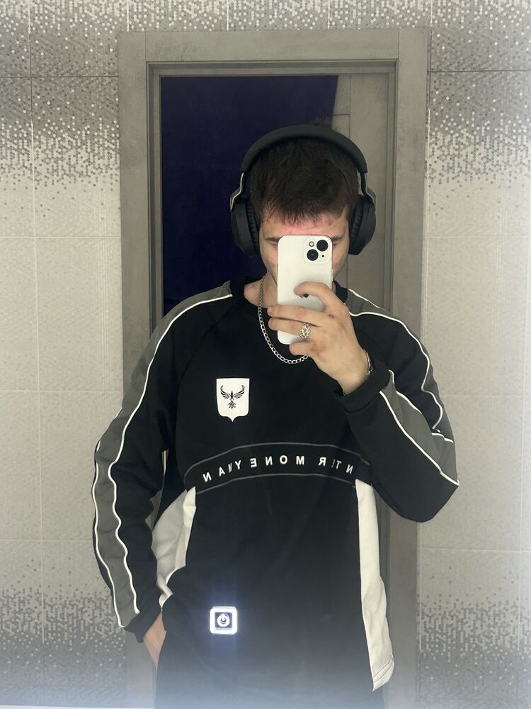  --,   , 21 ,     , 