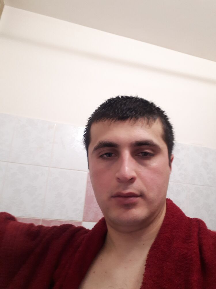  31599848  , 35 ,    
