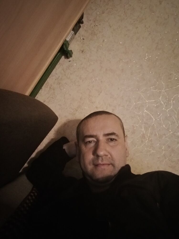  32816678  Sergey, 41 ,    