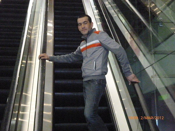  17737918  Kabir, 38 ,    