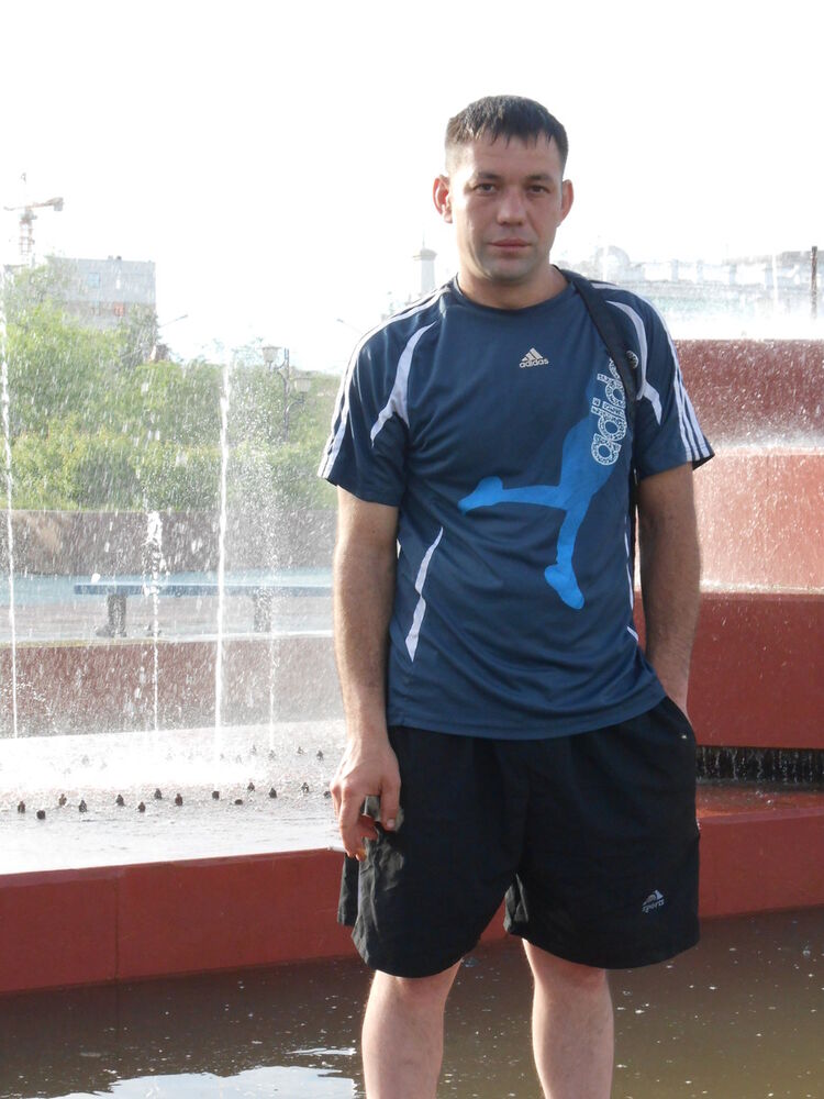  ,   Evgenii, 42 ,   ,   , c 