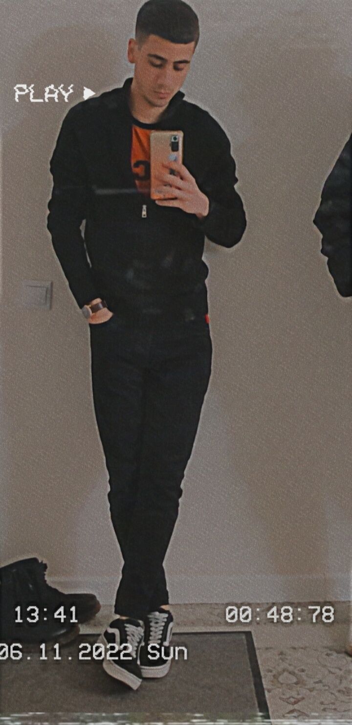  31207268  , 22 ,    