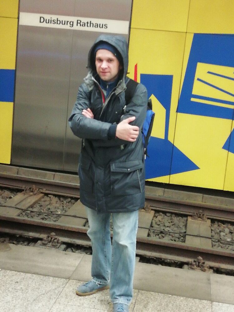  20105628  , 42 ,    