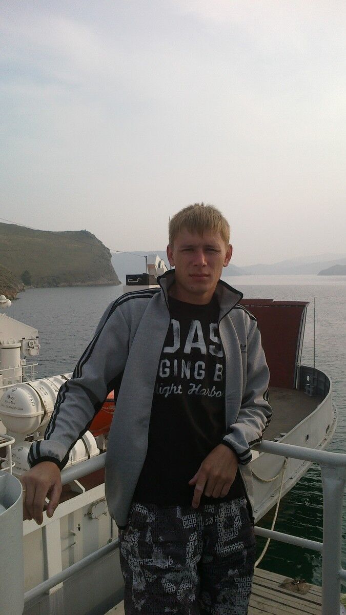  ,   Pavel, 37 ,   ,   , c 