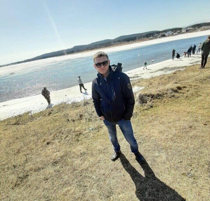  26403108  , 38 ,    -