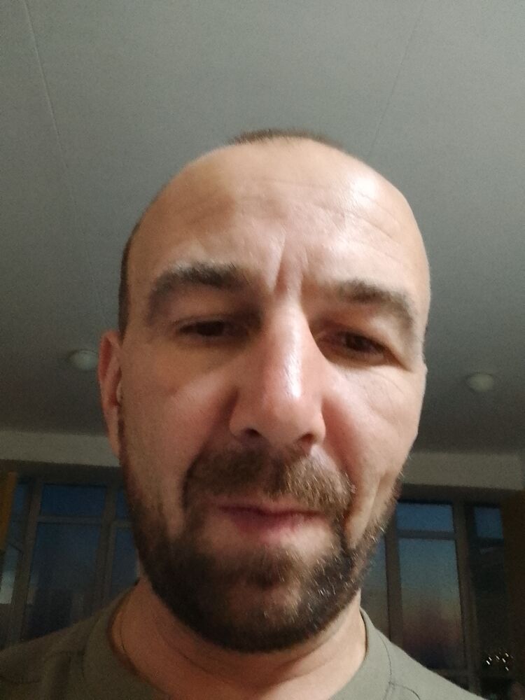  37684068  , 42 ,    