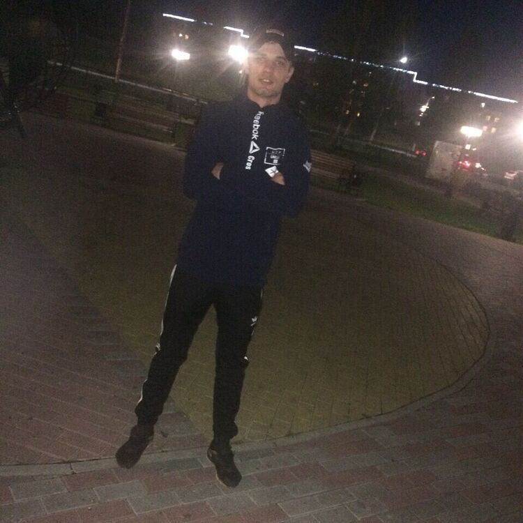  21271948  , 31 ,    