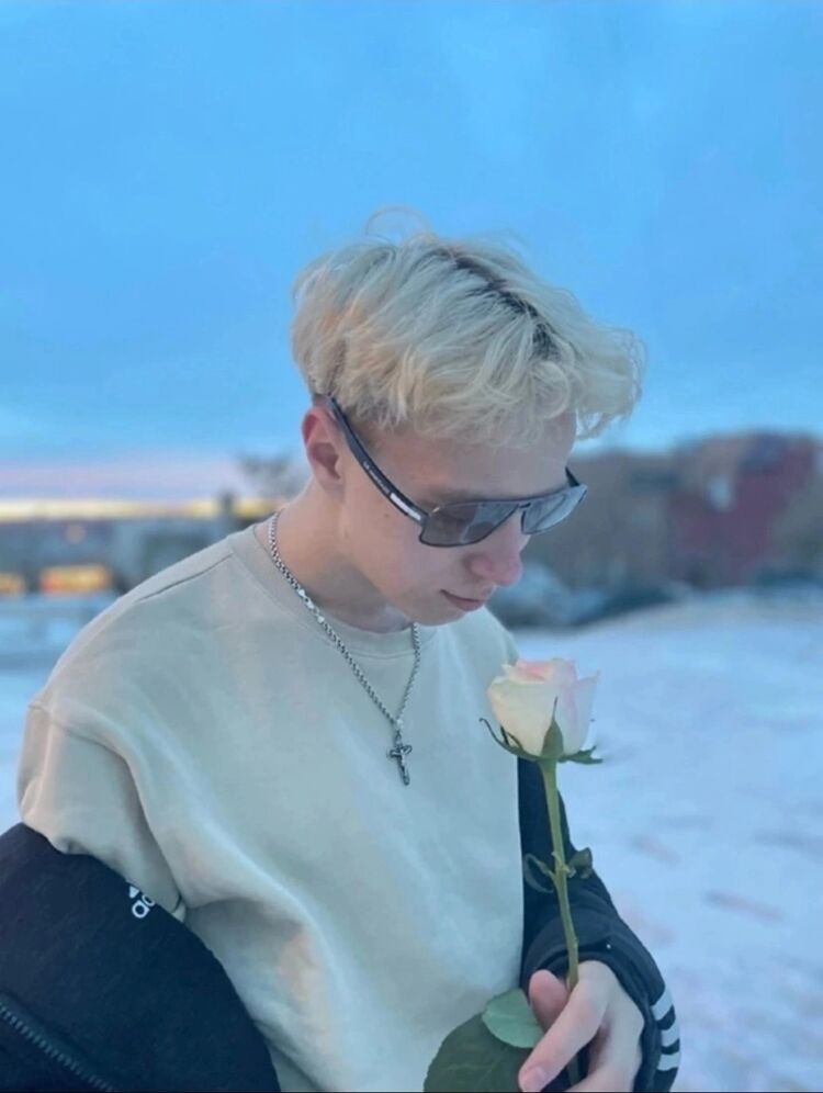 ���� 33043988 ����� ������, 21 ���, ���� ���������� � ��������