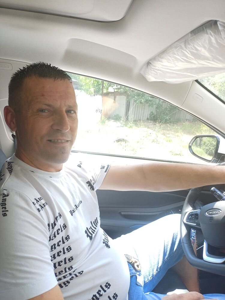  43880848  Vitosss, 38 ,    