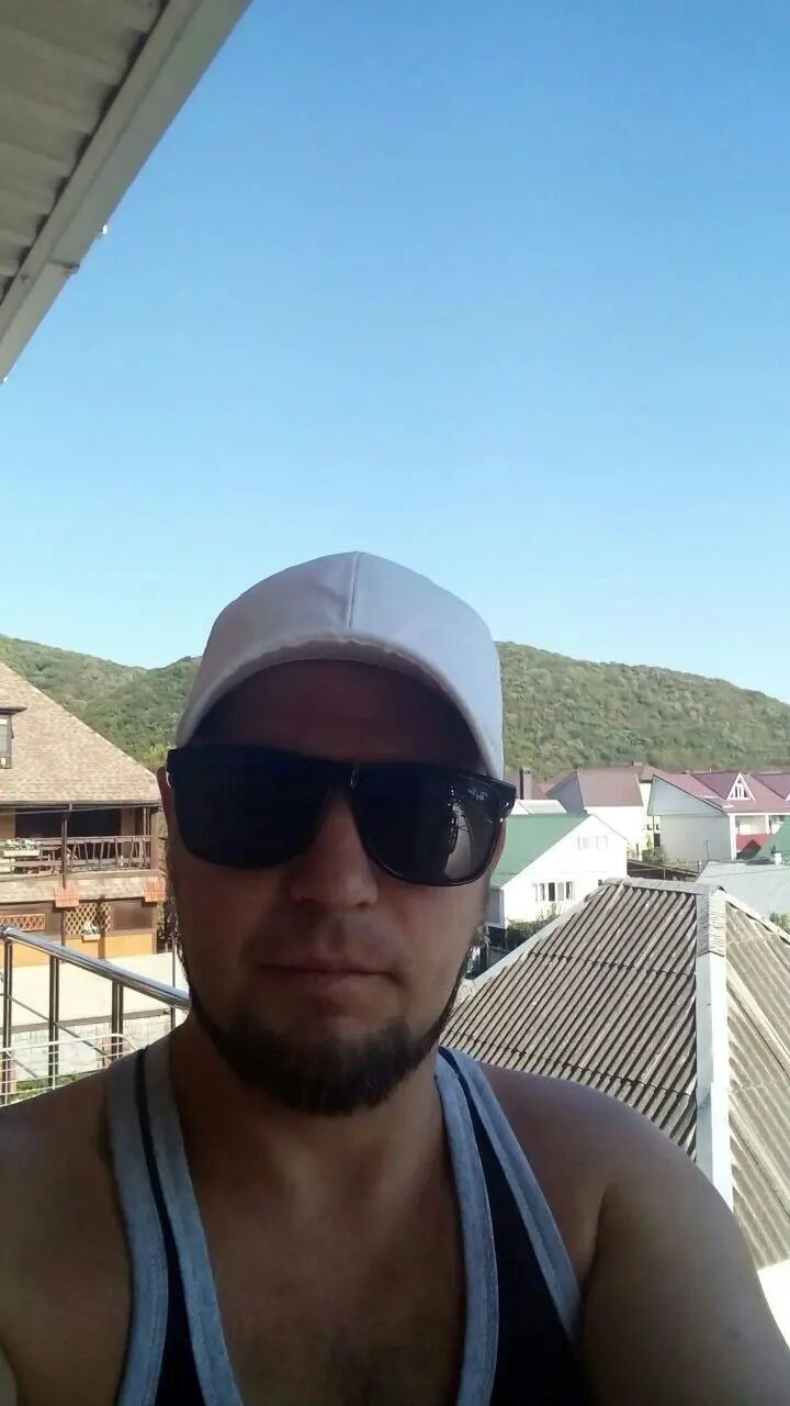  ,   Ruslan, 45 ,   ,   