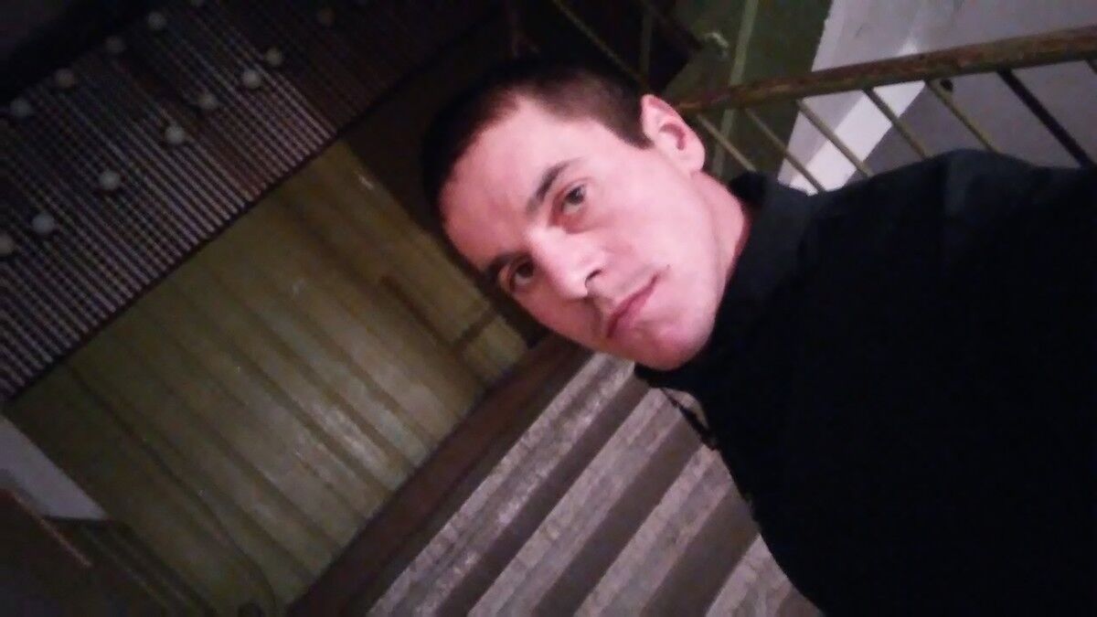  16046528  Vadim, 33 ,    