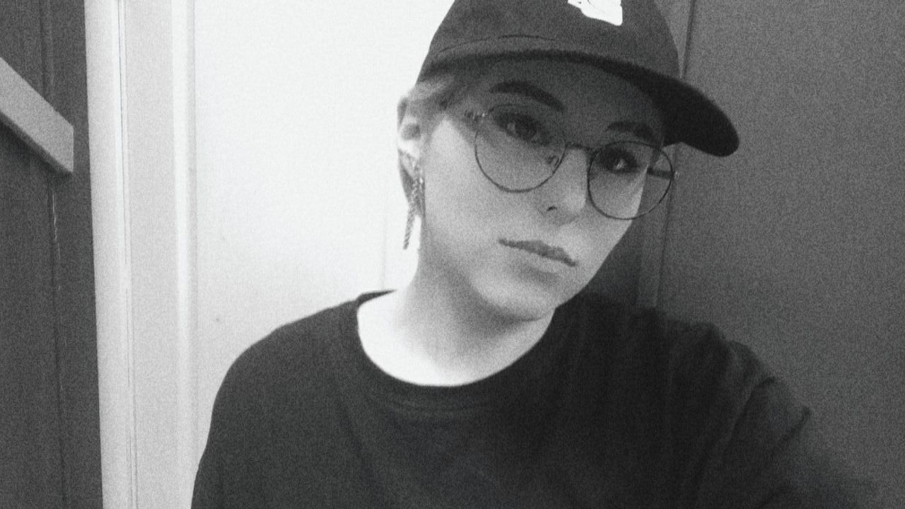  -,   , 20 ,   ,   