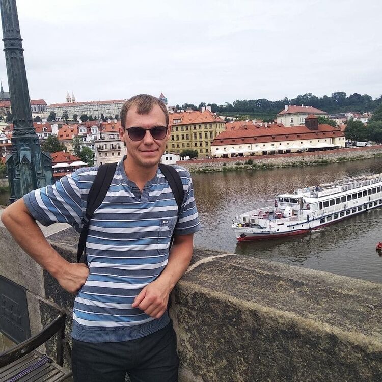  16568148  Denis, 38 ,    Praha